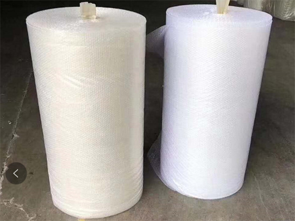 添加增白劑與未添加增白劑的塑料制品 添加增白劑與未添加增白劑的塑料制品